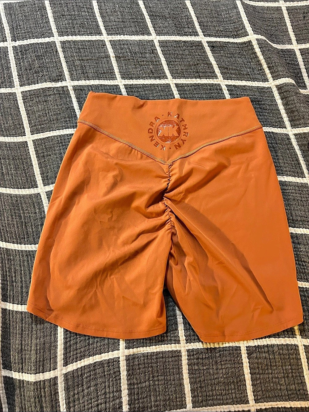 Gymshark shorts Orange Size Medium Like New